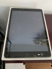 BROKEN SCREEN Apple iPad 7th Gen A2197 32 GB,Wi-Fi,10.2 in -Space Gray in Box