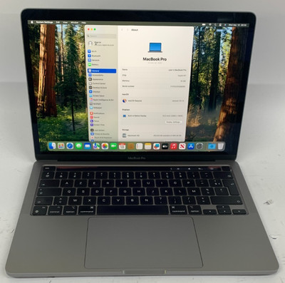 Apple MacBook Pro A2338 13,3'' M1 16GB RAM 512GB SSD Grade C FRA 136 Zyklen