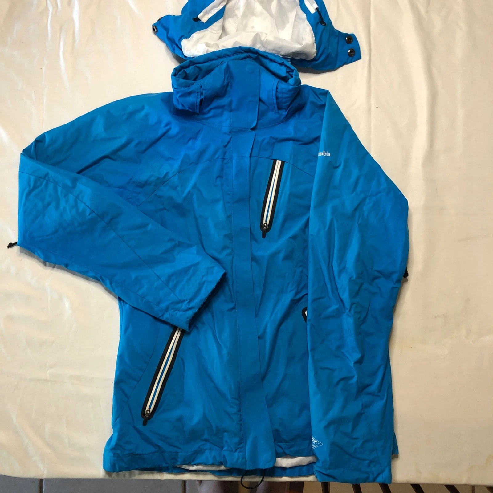 Columbia Interchange Jacket Small Blue Omni Heat 3-in-1 Ski Snow Coat
Opens in a new window or tab