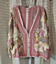 Free People Catch Me If You Can  Boxy Top  Buttons Tie Sleeves Ivory Pink Size L