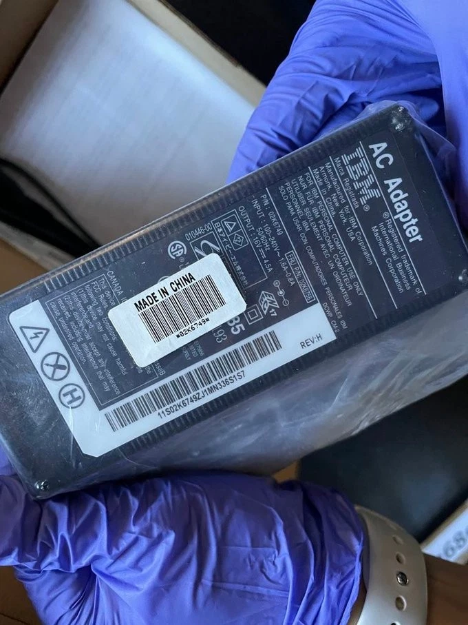 Adaptador de CA IBM 02K6699 ThinkPad 72W Foto 4 de 4