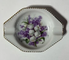 Bavaria Germany dainty Ladies personal ashtray.
