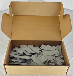 Lot of 97 Phoenix Contact Terminal Block D-MBKKB2.5