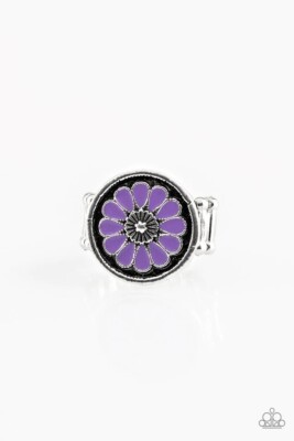 Paparazzi: Garden View - Purple Ring