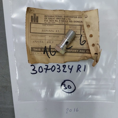 NOS TRACTOR PARTS 3070324R1 BOLT,1/2" - 20 x 1.067" Case parts 354, 444, 364, 38