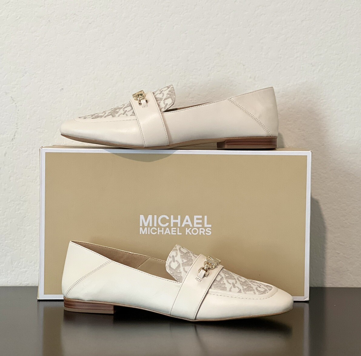 Tiffanie Leather and Empire Signature Logo Mule, Vanilla/US9