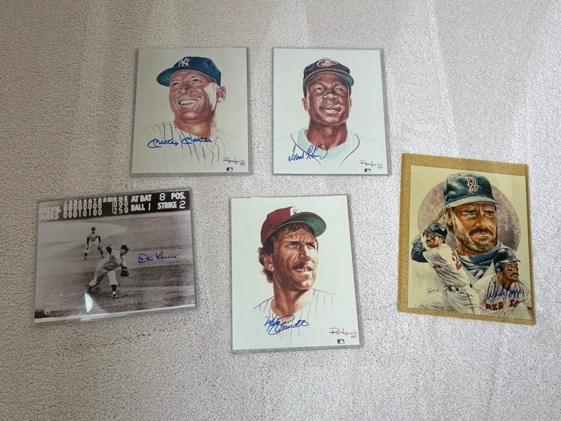 (5) 8x10 Autograph Living Legends Mickey Mantle, Robinson, Schmidt, Boggs Larsen