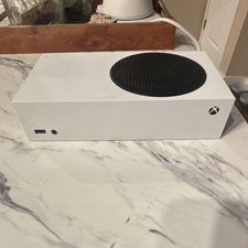 Microsoft Xbox Series S 1 TB Home Console White USB-A Video Game Platform