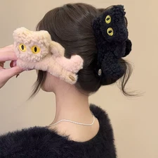 Cute Plush Cat Hair Clip – Fuzzy Large Claw/Shark Clip for Women