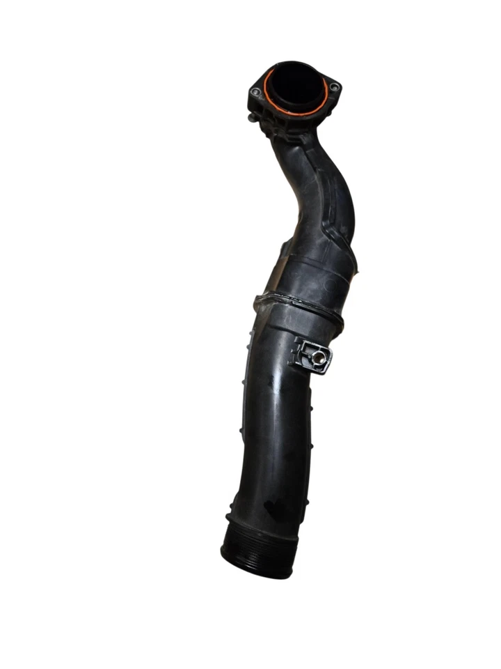 Audi S5 2019 tubo de salida turbocompresor. Foto 2 de 4