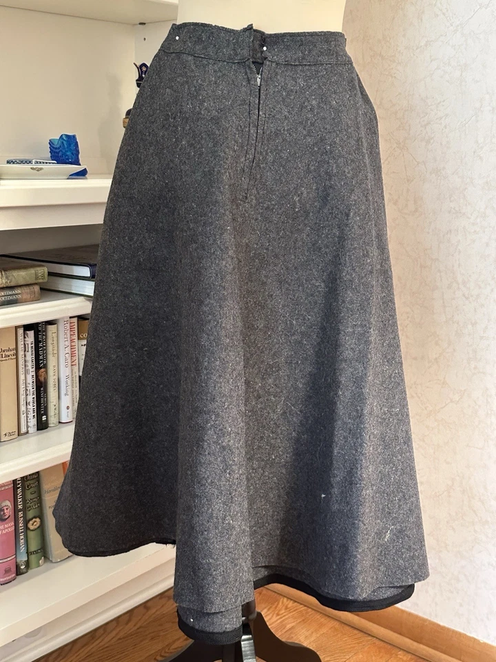 Auténtica falda circular Rockabilly vintage de fieltro de lana pesada de los años 50 Foto 4 de 4