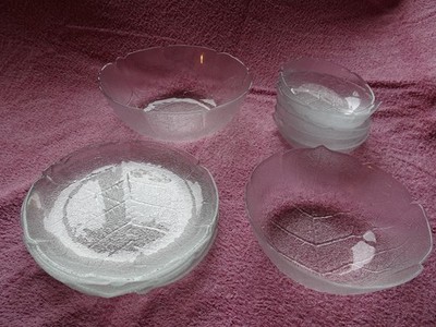 Luminarc Aspen Blattmuster  Vintage, 2 Schüsseln, 6 Teller, 6 Schälchen