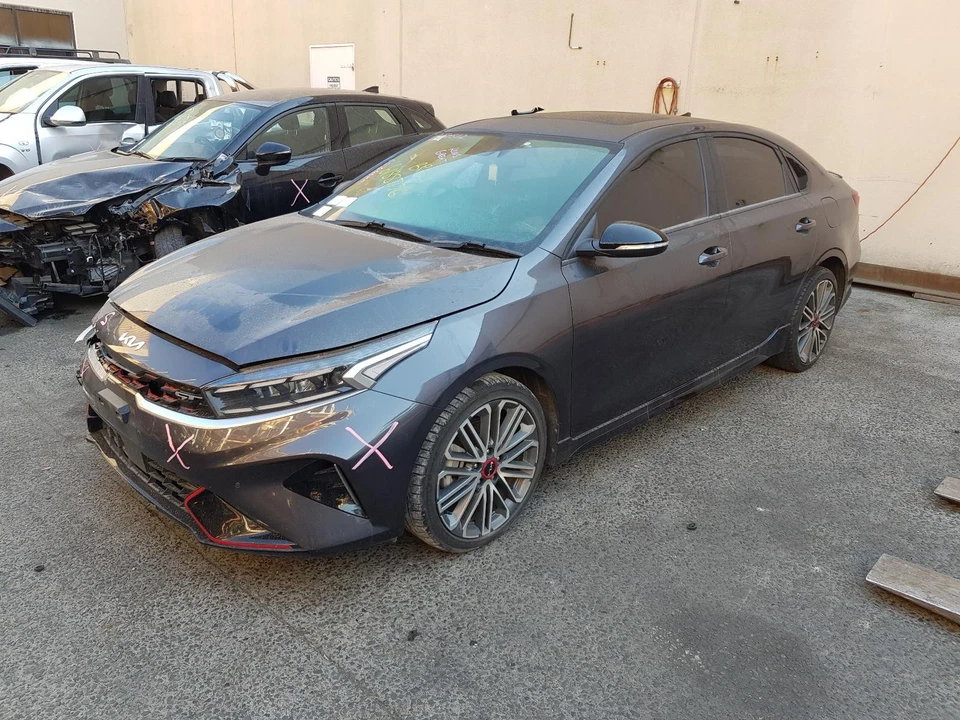 Kia Cerato Dash Instrument Cluster Petrol, Auto T/M, Bd 2021-2024 - image 3 of 4