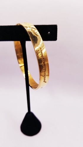 KATE SPADE GOLD TONED METAL "BEST FRIEND EVER" STATEMENT BANGLE CUFF BRACELET