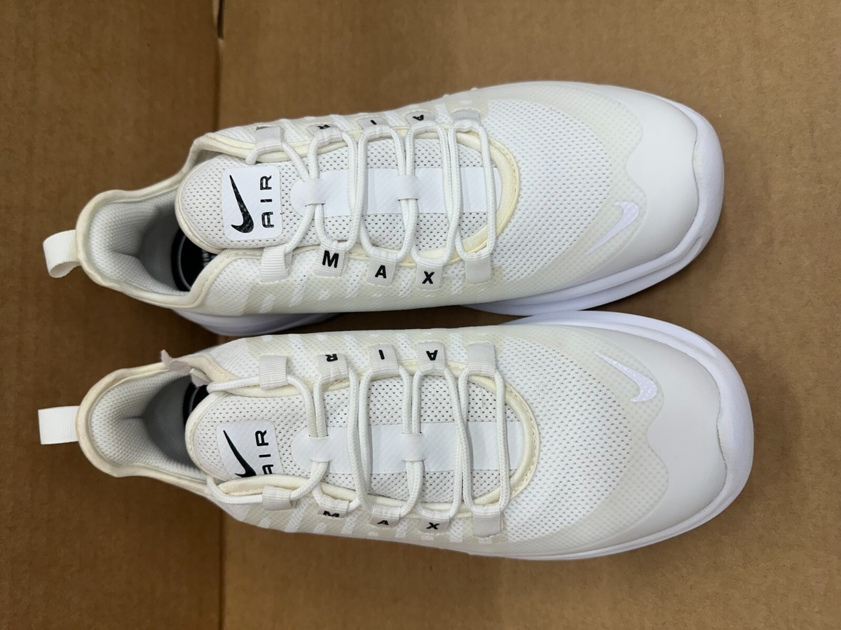 Nike Air Max Axis Size 7.5 Womens White Black Running Shoes AA2168