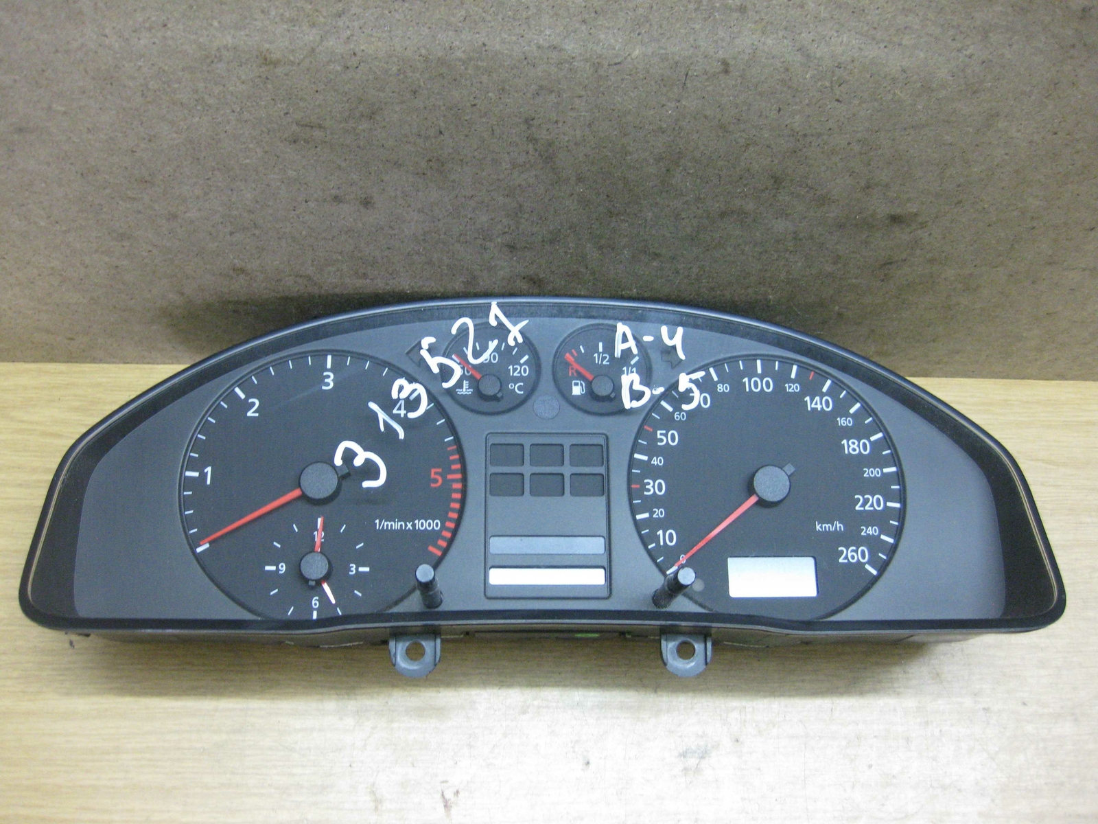 Tacho Kombiinstrument Audi A4 B5 8D0919861F 110008989001 EBay de tacho-kombiinstrument-audi-a4-b5-8d0919861f-110008989001-ebay-de