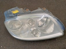Volkswagen Touran Headlight O/S Driver Right Side 1T0941006G 0301205602