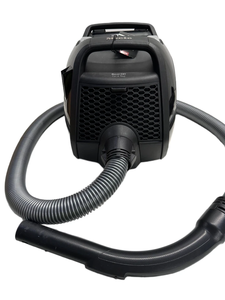 Miele Boost CX1 Cat & Dog Bagless Vacuum Cleaner Black (Dirty/Scratched} - Image 4 of 4