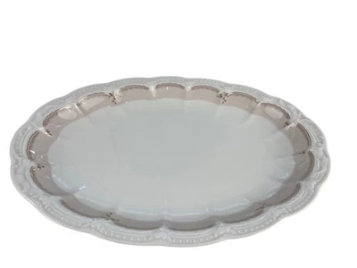Plat de service en porcelaine Hutschenreuther 32 x 23 cm. Excellent état. - Photo 1/3