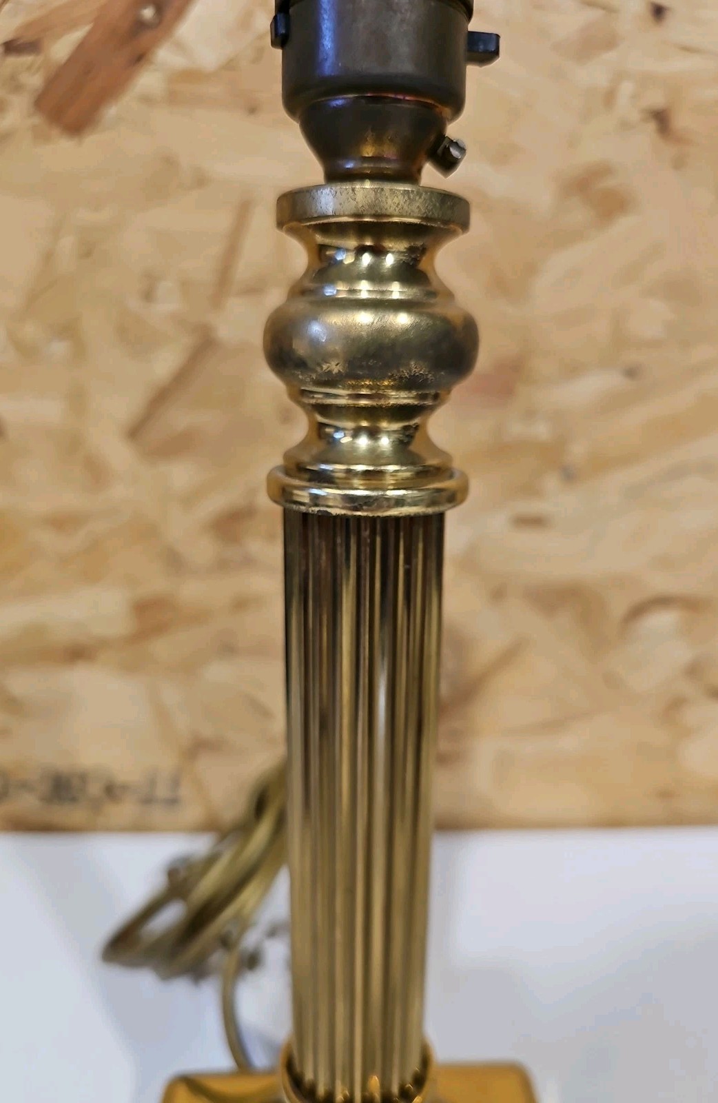 Vintage Brass Column Table Lamp 33cm Tall — image 3