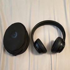 Beats by Dr. Dre Solo3 Wireless Headphones Black Ear-Pad with Case