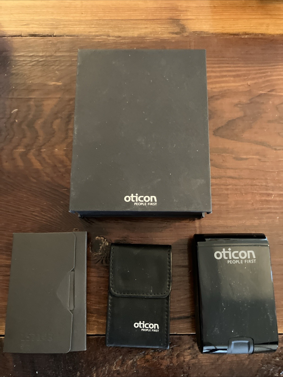 OTICON Hearing Aid Pouch W/ Cleaning Kit & Hard Case EUC