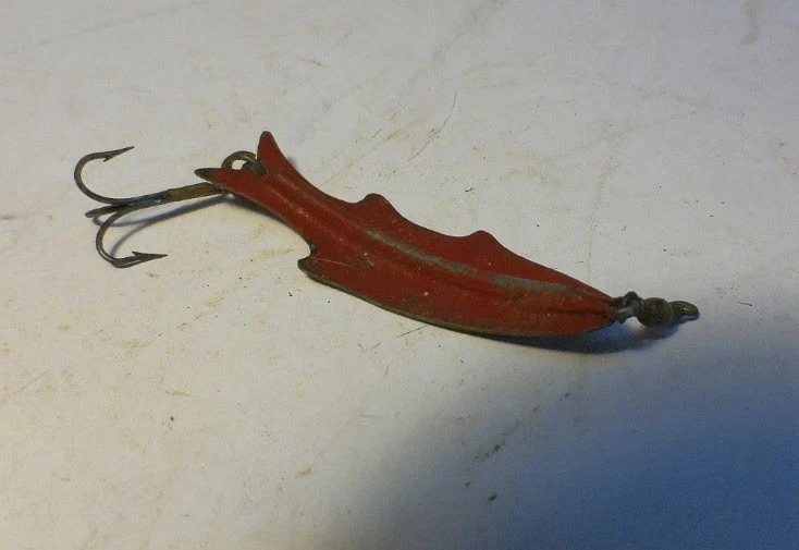 ANTIQUE METAL FISHING LURE J H REINECK  VINTAGE L@@K - Image 2 of 2