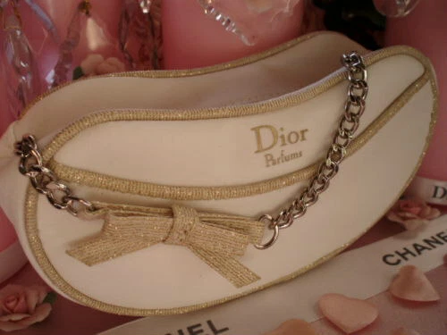 100 % AUTHENTIQUE LTD Edition DIOR Poison COUTURE BEAUTÉ ~ MAQUILLAGE ~ SAC BLANC VOYAGE