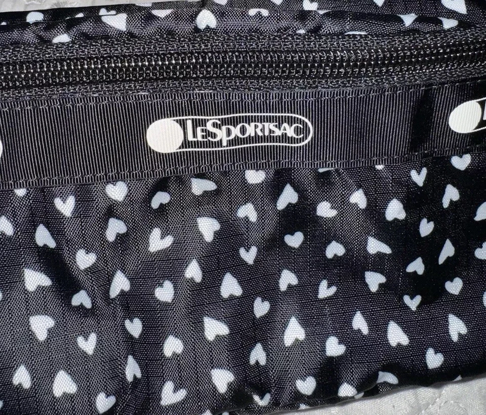 Riñonera Bandolera LeSportsac Black Hearts Tech NUEVA Foto 3 de 4