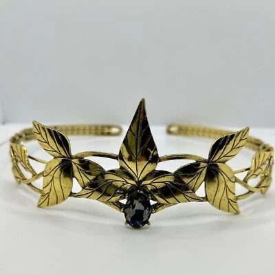 Elegante Patina Tiara in schillerndem Lila Flexibles Diadem mit größerem Design - Bild 1 von 4