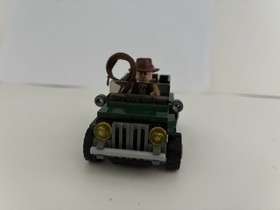 Lego Indiana Jones Jungle Cruiser 20004 in excellent condition