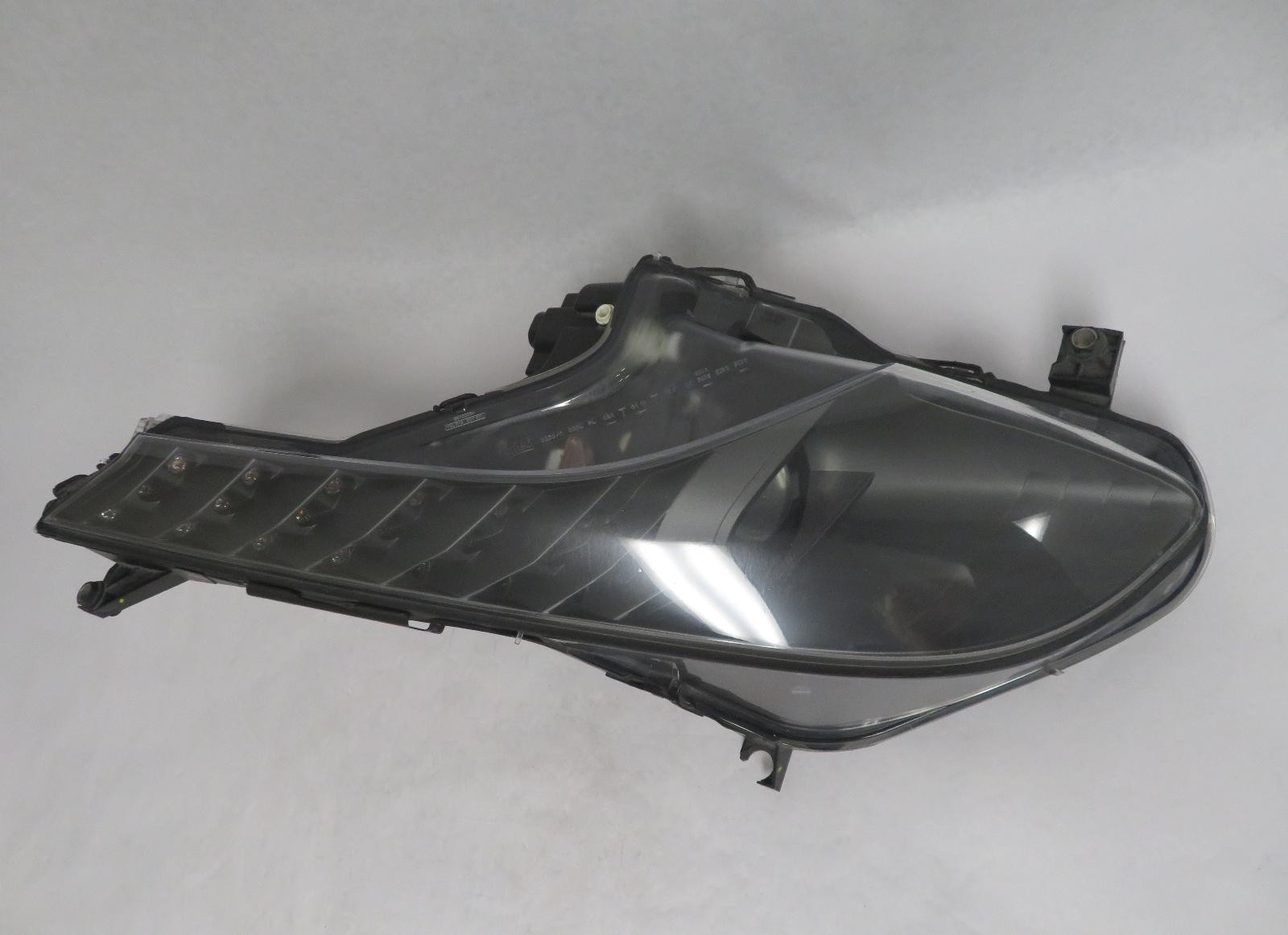 2013 FERRARI RIGHT SIDE PASSENGER HEADLIGHT LAMP 265170 P67764681 OEM 89034934