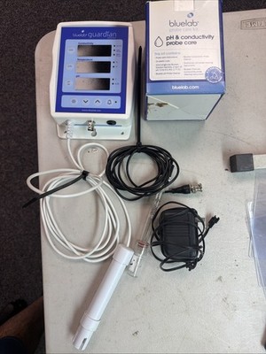 Bluelab Guardian Monitor - Standard - Non Wifi w/ pH Probe & Power Cord - USED