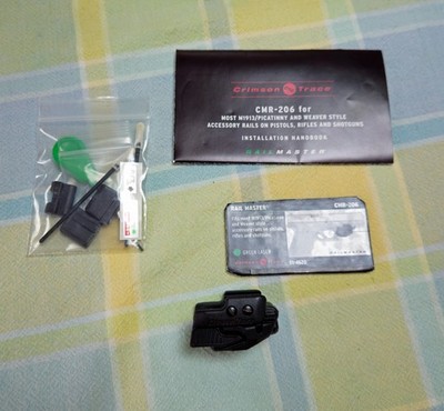 Crimson Trace Rail Master Universal Green Laser CMR-206 BRAND NEW