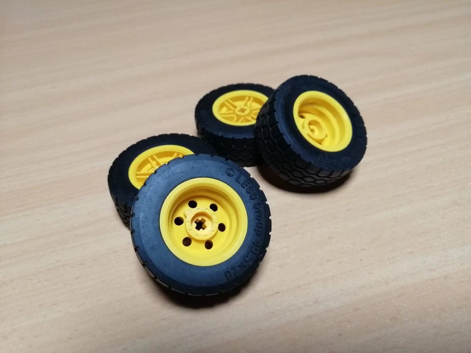 LEGO Technik 4 Stück Reifen 49.5 x 20 gelbe Felge / TECHNIC - Bild 4 von 4