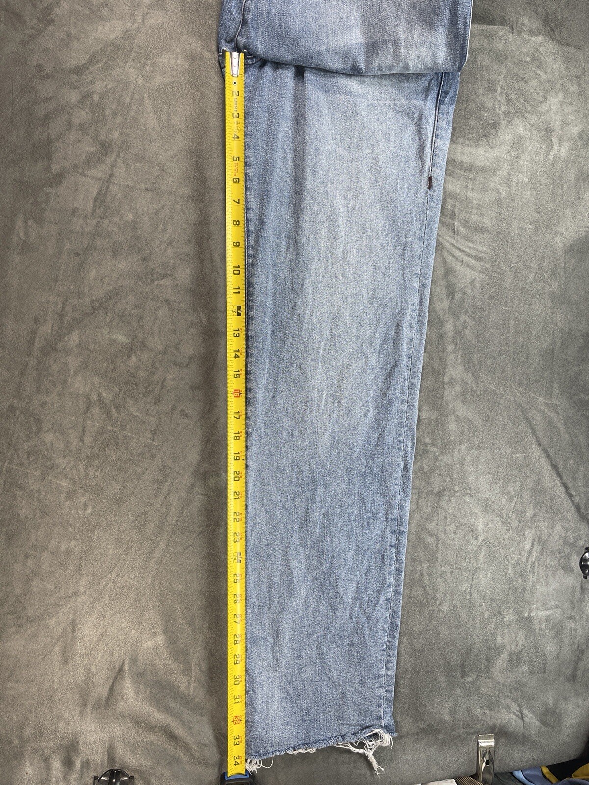 Women's RICKI Relaxed Straight 30 Jeans FITS 34x34 True Religion Light Wash fray thumbnail 9