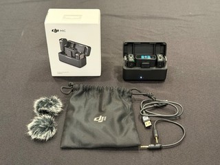 Dji Mic (2TX 1RX Charging Case) Wireless Microphone