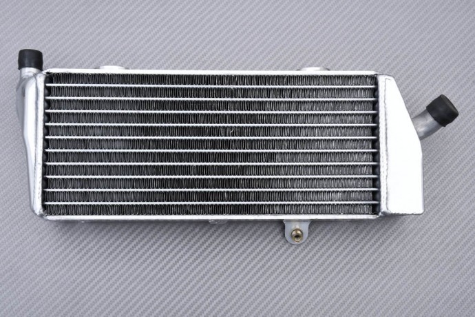 Radiateur eau racing gauche KTM XC 450 F idéal pour les sessions de cross intenses