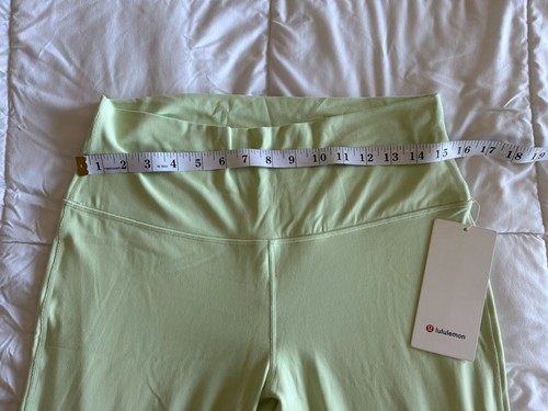 New Lululemon Align High-Rise Crop 23" Size 12 Capri LW6BGLS KOGR Green NWT - Picture 3 of 9