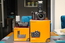 Sony Alpha A900 DSLR with VG-C90AM grip, flash, lens, 3 batteries and 2 CF cards