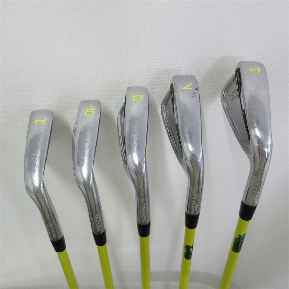 Bridgestone Iron Set J15DPF(Yellow) Regular Tour AD AD-50(MT Color) 5 pieces - Image 3 of 4