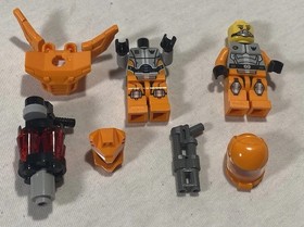 LEGO Galaxy Squad 70705 Bug Obliterator Spaceship Minifigures RETIRED Incomplete