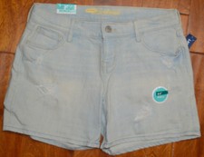 Women's Old Navy Boyfriend Light Wash Destructive Denim Shorts Sizes 2,6,8,10,12