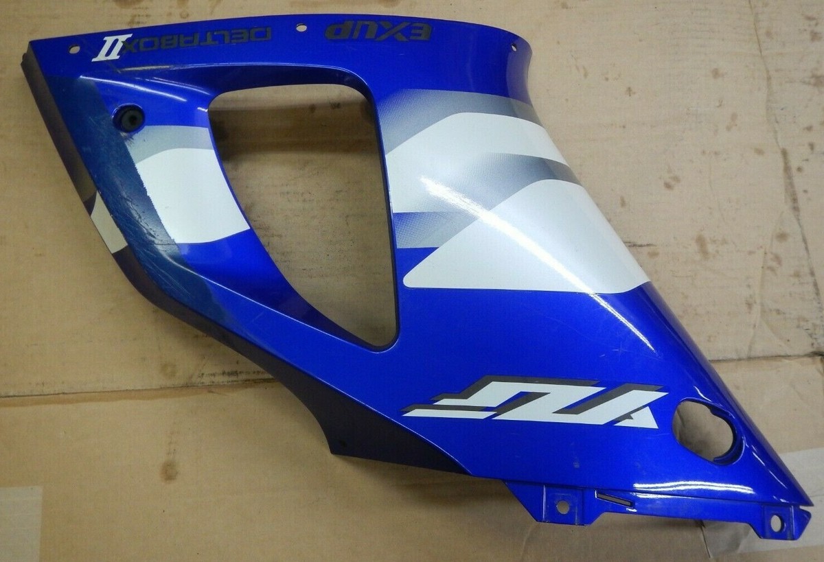 YZF-R1 2016年左右サイドのパネル！凄い美品！ YZF-R1 2016年左右サイドのパネル！凄い美品！ 非公開ユーザーさんの