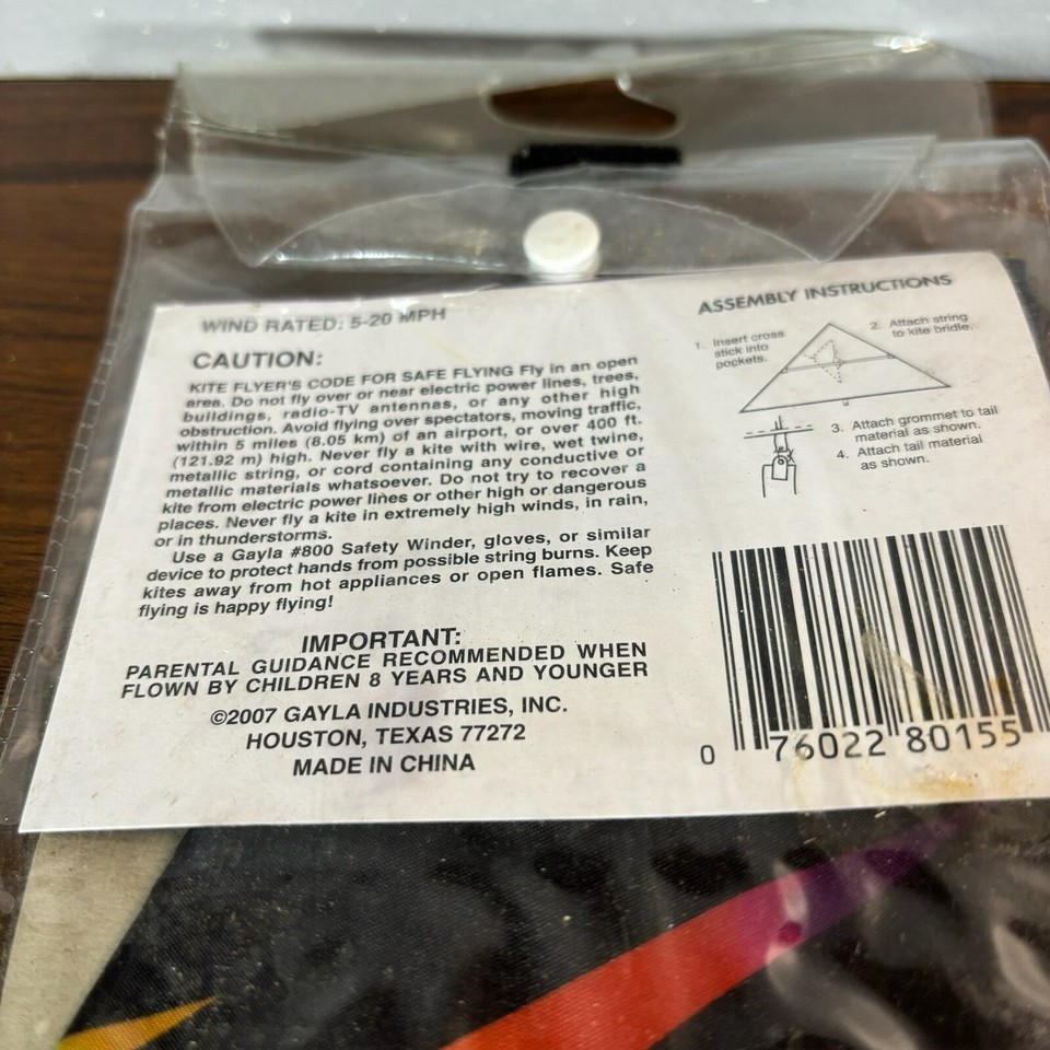 Vintage Gayla Kite Sky Dye Flames 50in Wing Span 200 Ft Twine Ripstop