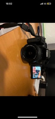 Canon EOS 750D 18-55mm IS STM DSLR-Kamera - Schwarz KIT