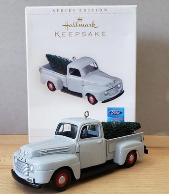 2006 Hallmark Keepsake Ornament 1948 Ford F-1 Pickup All-American Trucks
