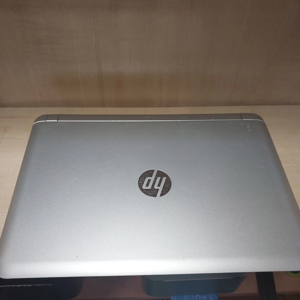 HP Pavillion 14-ab168CA Laptop *No HDD/Battery* Power On Display - Image 4 of 4