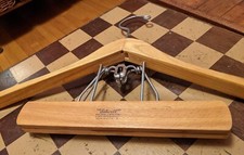 VinTagE SETWELL Wooden French Collar Deluxe Suit HANGER with Pant Clamp