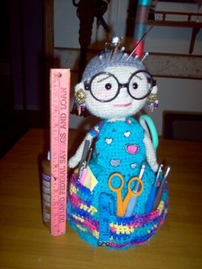 New, craft granny helper tool holder  14" tall     #17